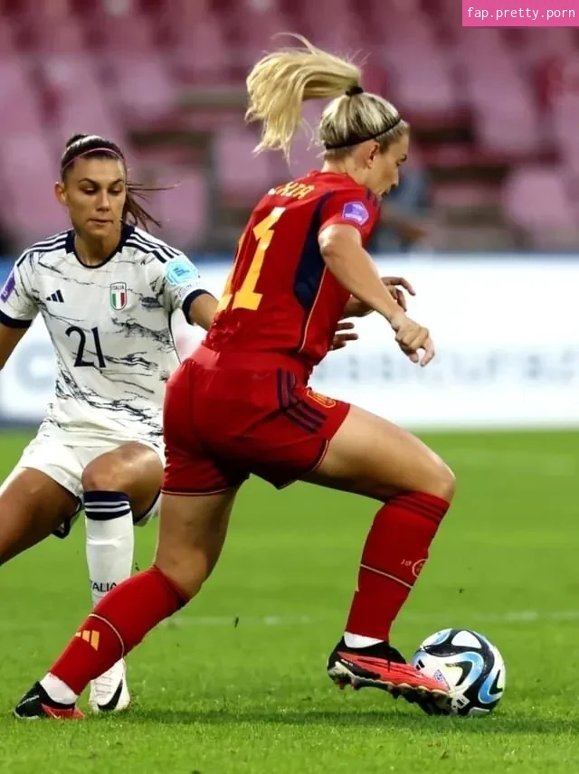 Alexia Putellas - Photo #19