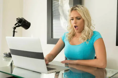 Athena Palomino content