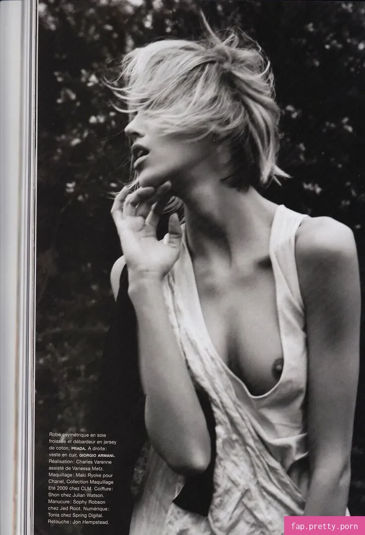 Anja Rubik - Photo #53