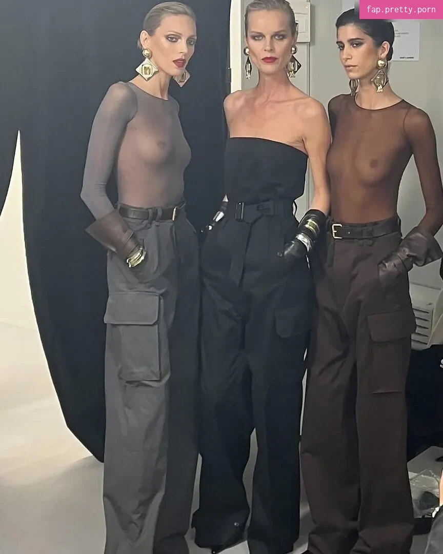 Anja Rubik - Photo #05