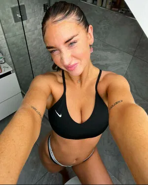 Alicia.scholesx content