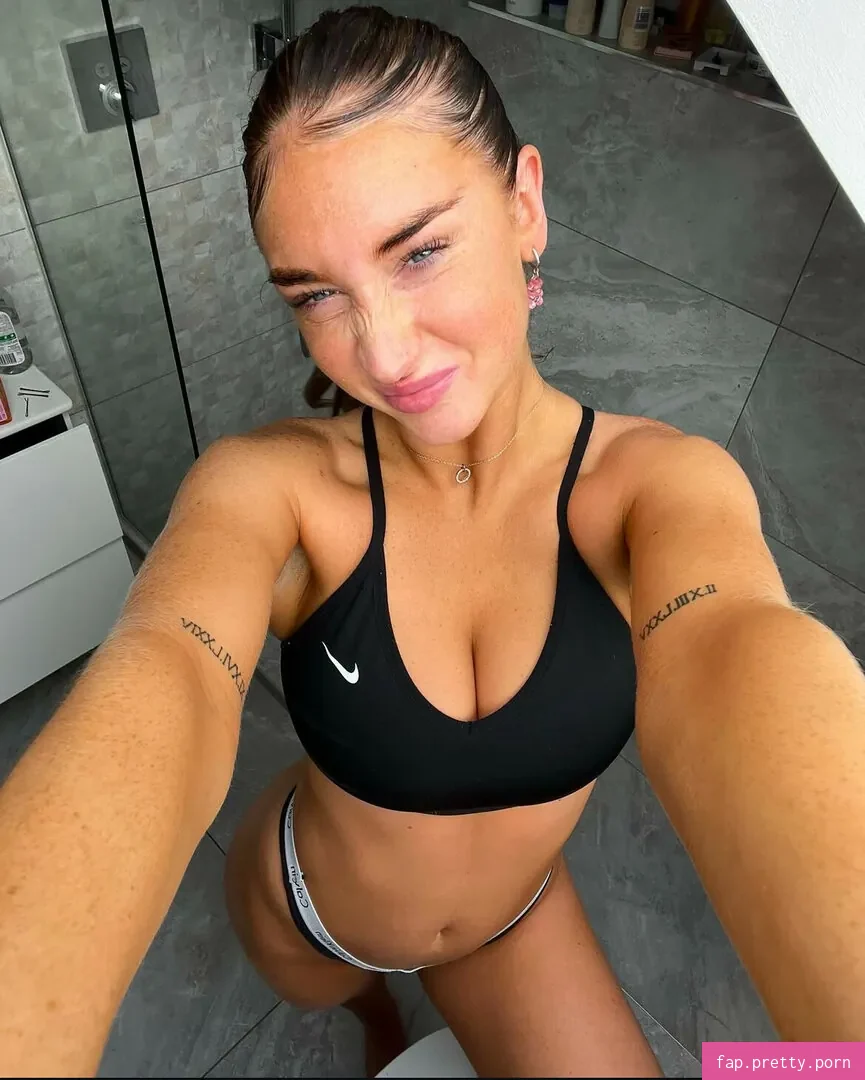 Alicia.scholesx - Photo #08