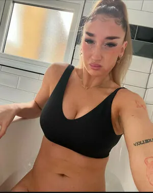 Alicia.scholesx content