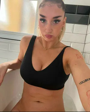 Alicia.scholesx content