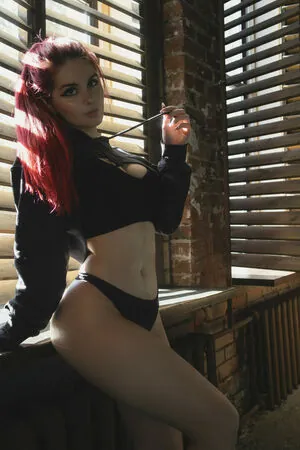 Angie Strelnikova content