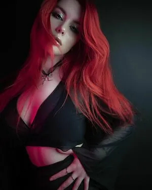 Angie Strelnikova content