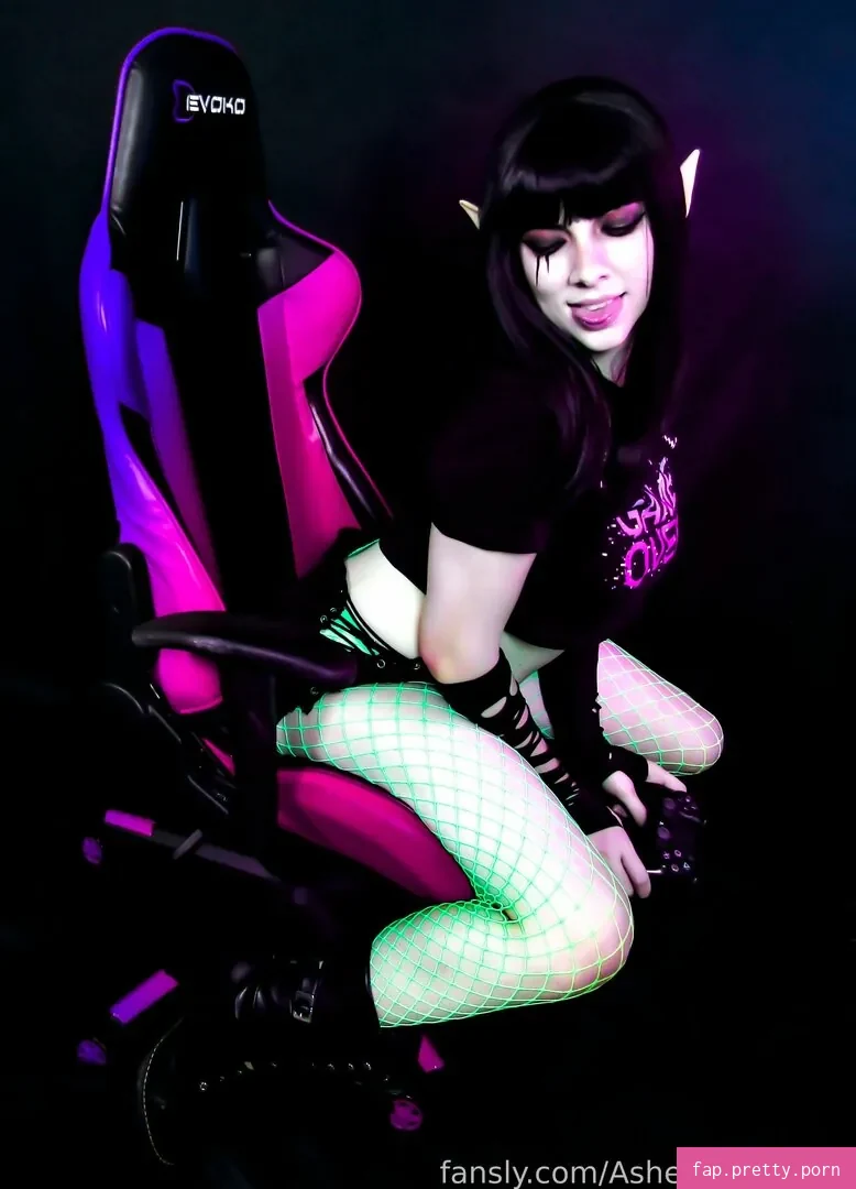 ashespellbound - Photo #18