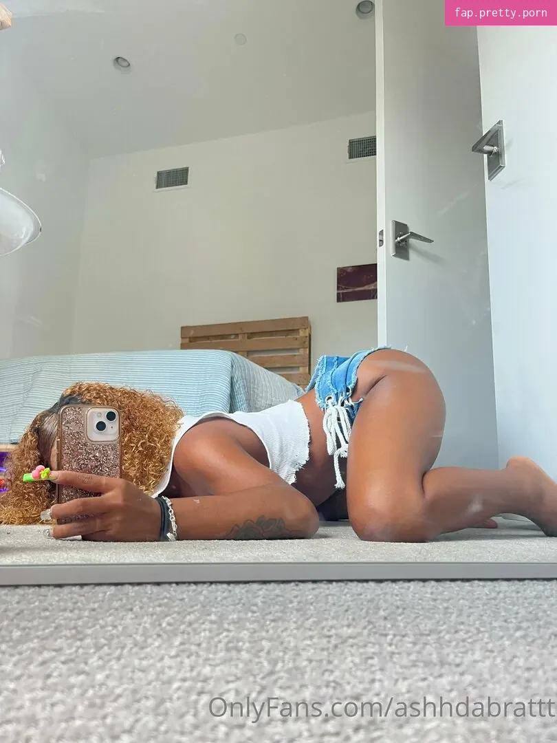 ashhdabrattt - Photo #24