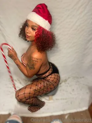 ashhdabrattt content