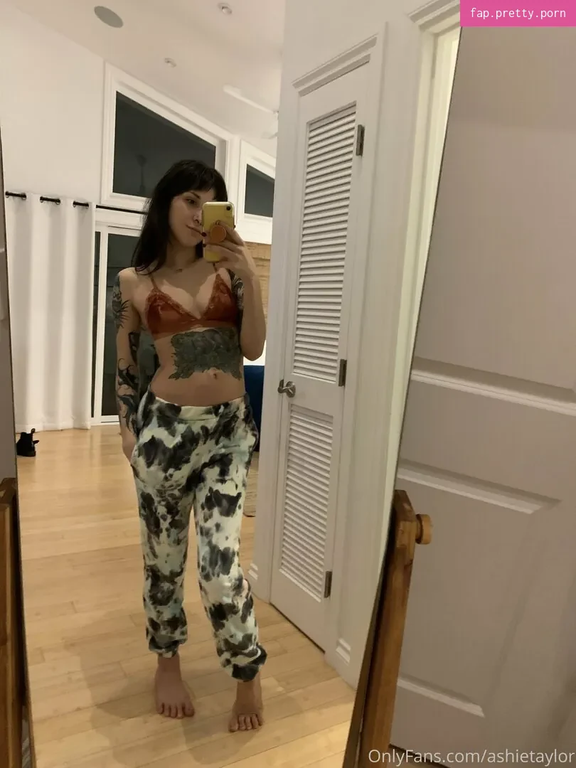 ashietaylor - Photo #51