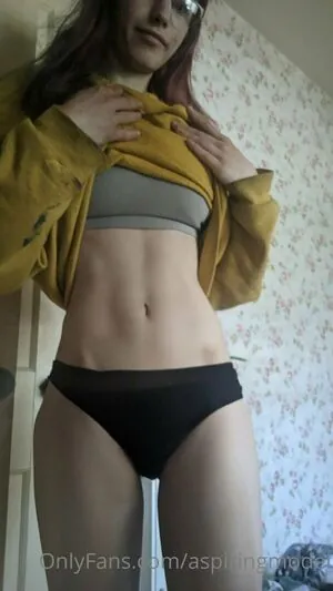 aspiringmodel content