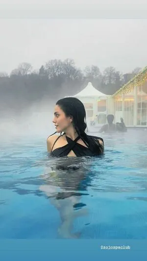 autumngravesz content