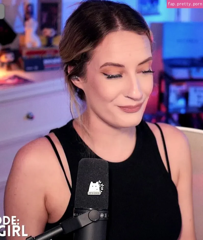 BasicWitGirl - Photo #42