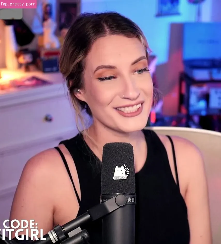 BasicWitGirl - Photo #43