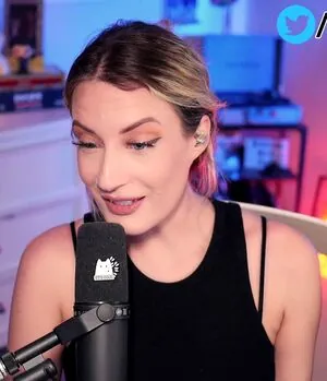 BasicWitGirl content