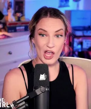 BasicWitGirl content