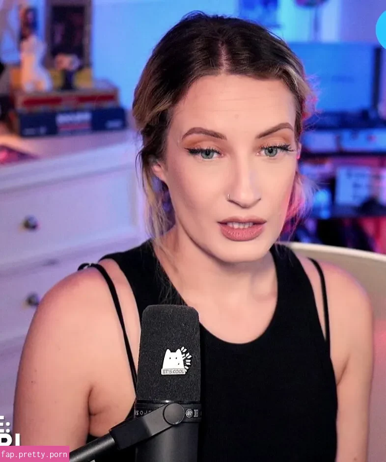 BasicWitGirl - Photo #58