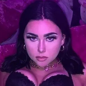 babyjulessxo