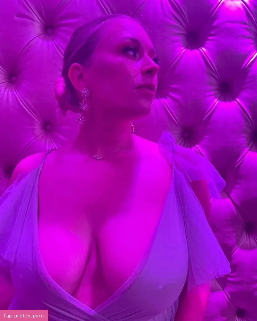 barbiegotthicc - Photo #14