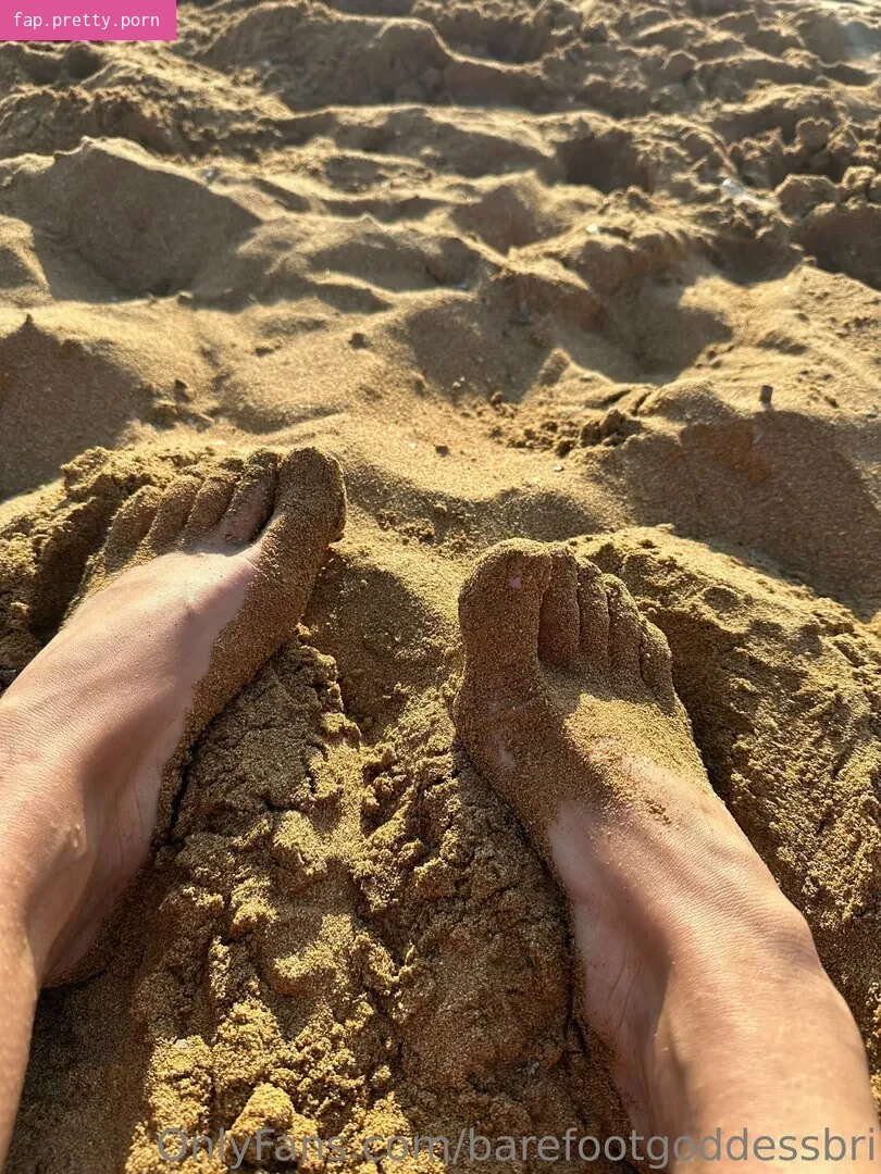 barefootgoddessbri - Photo #17