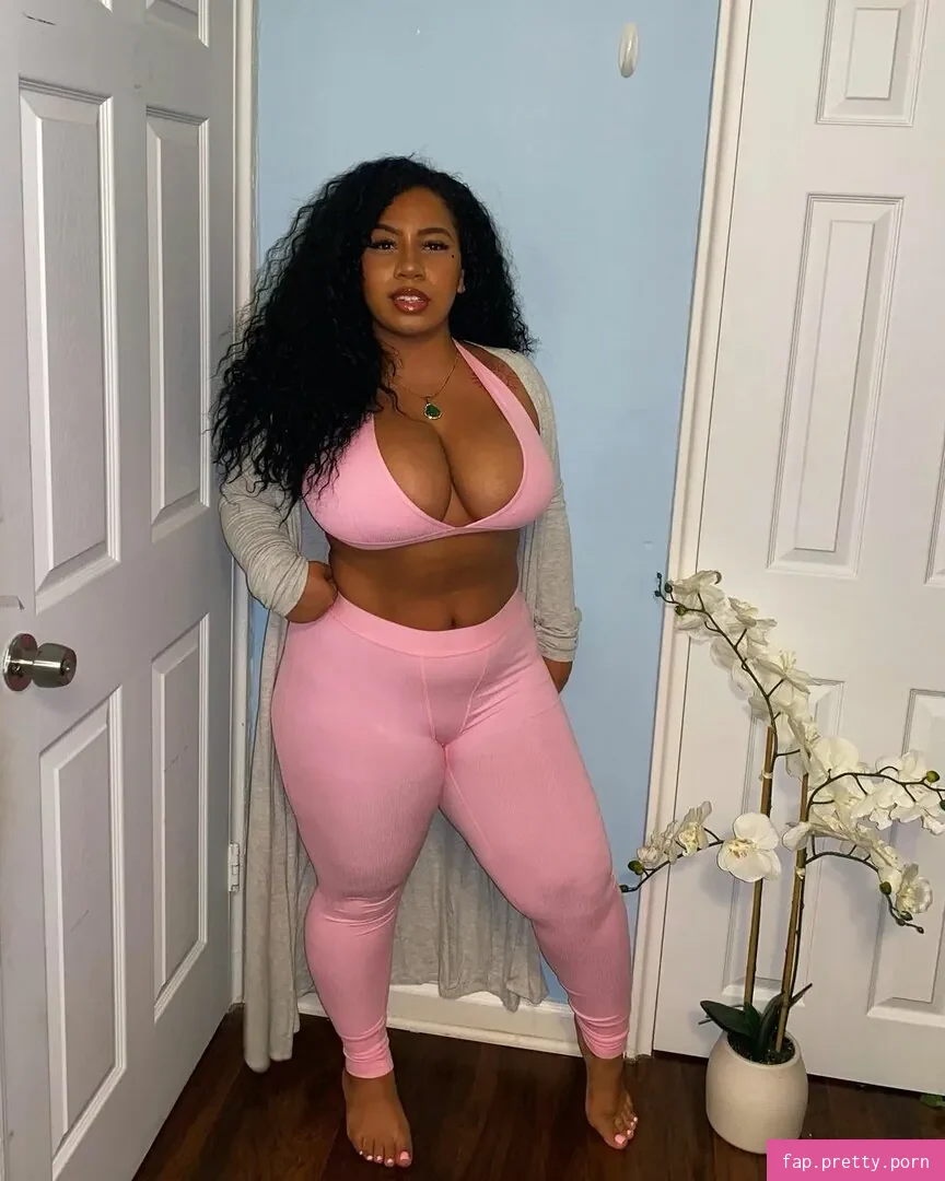 Bri Ballesteros / forevercurlybri Nude Leaked OnlyFans Photo #28