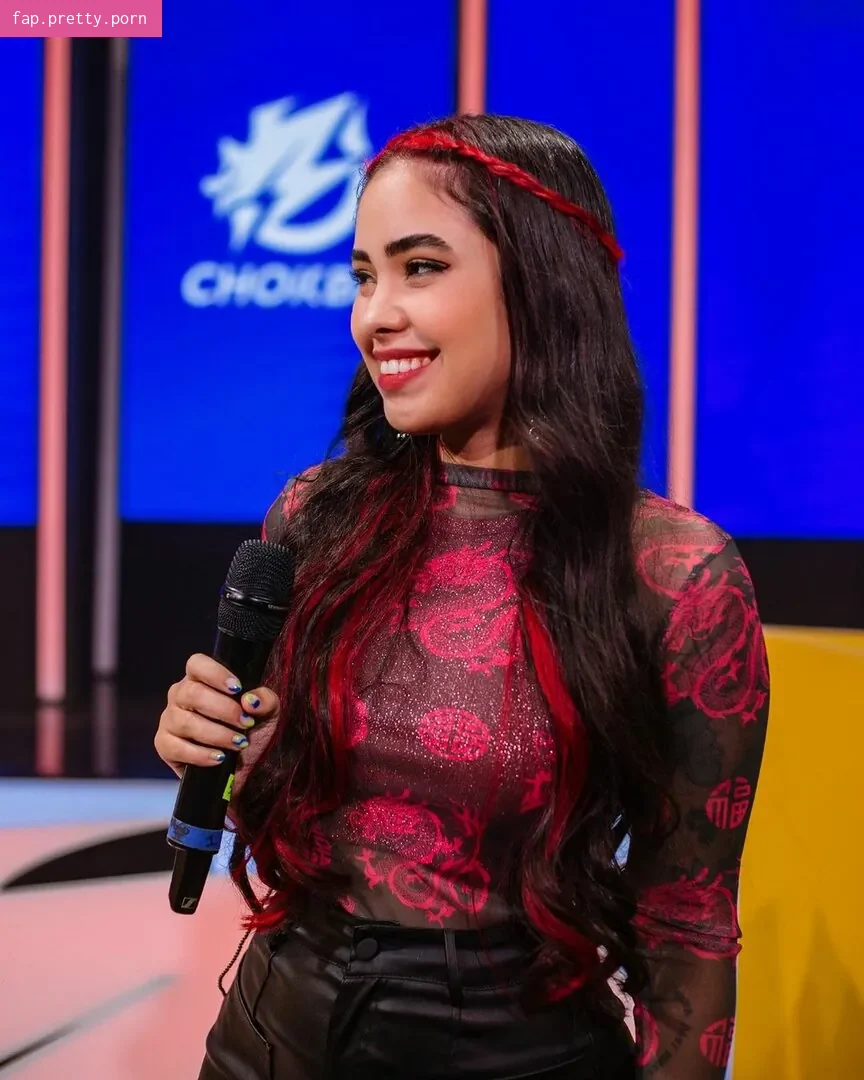 Bruna Balbino #8