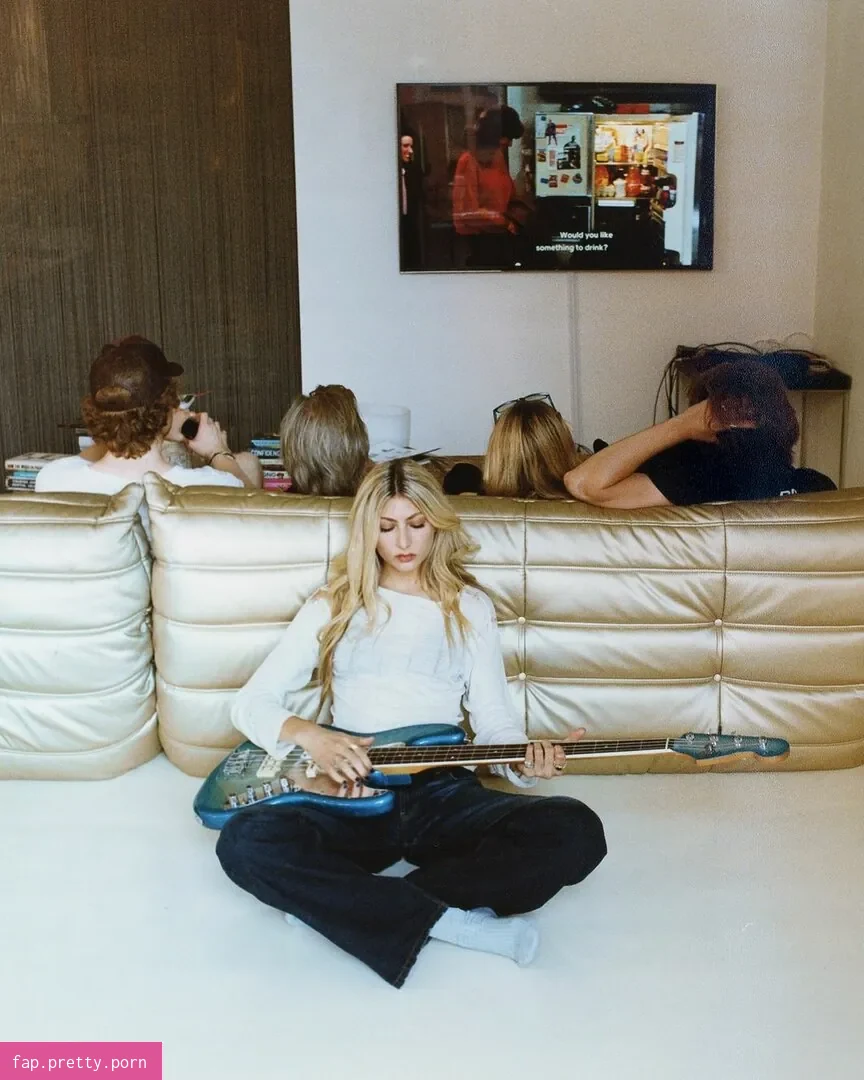 Blu DeTiger - Photo #46