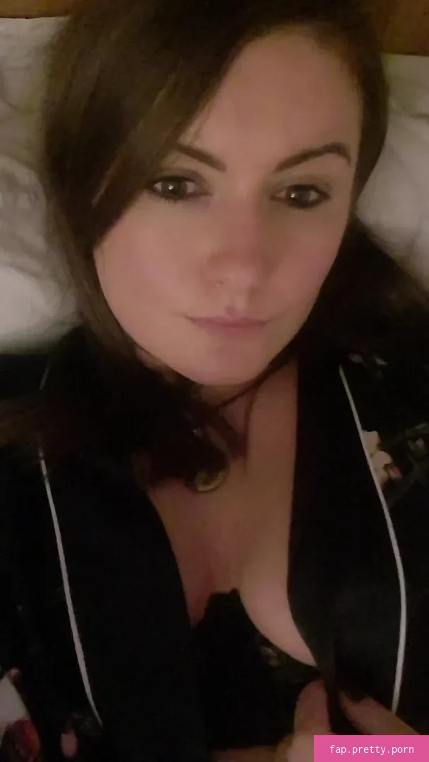 bored_english_wife - Photo #32