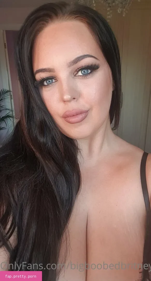 bigboobedbritneyfree - Photo #93