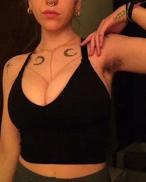 bigtiddiewerekitty content