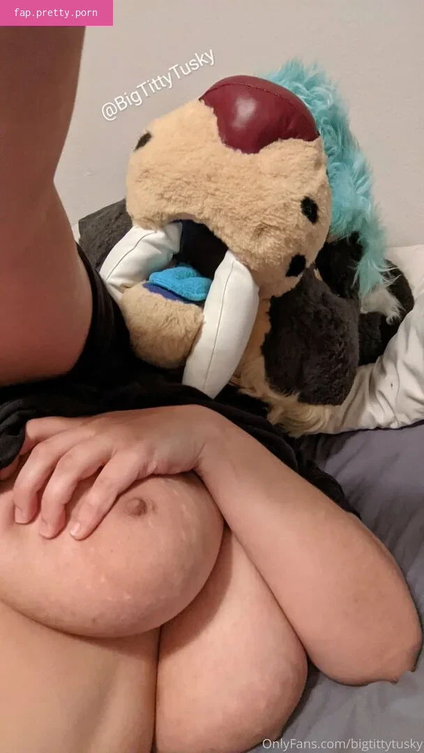 bigtittytusky - Photo #24