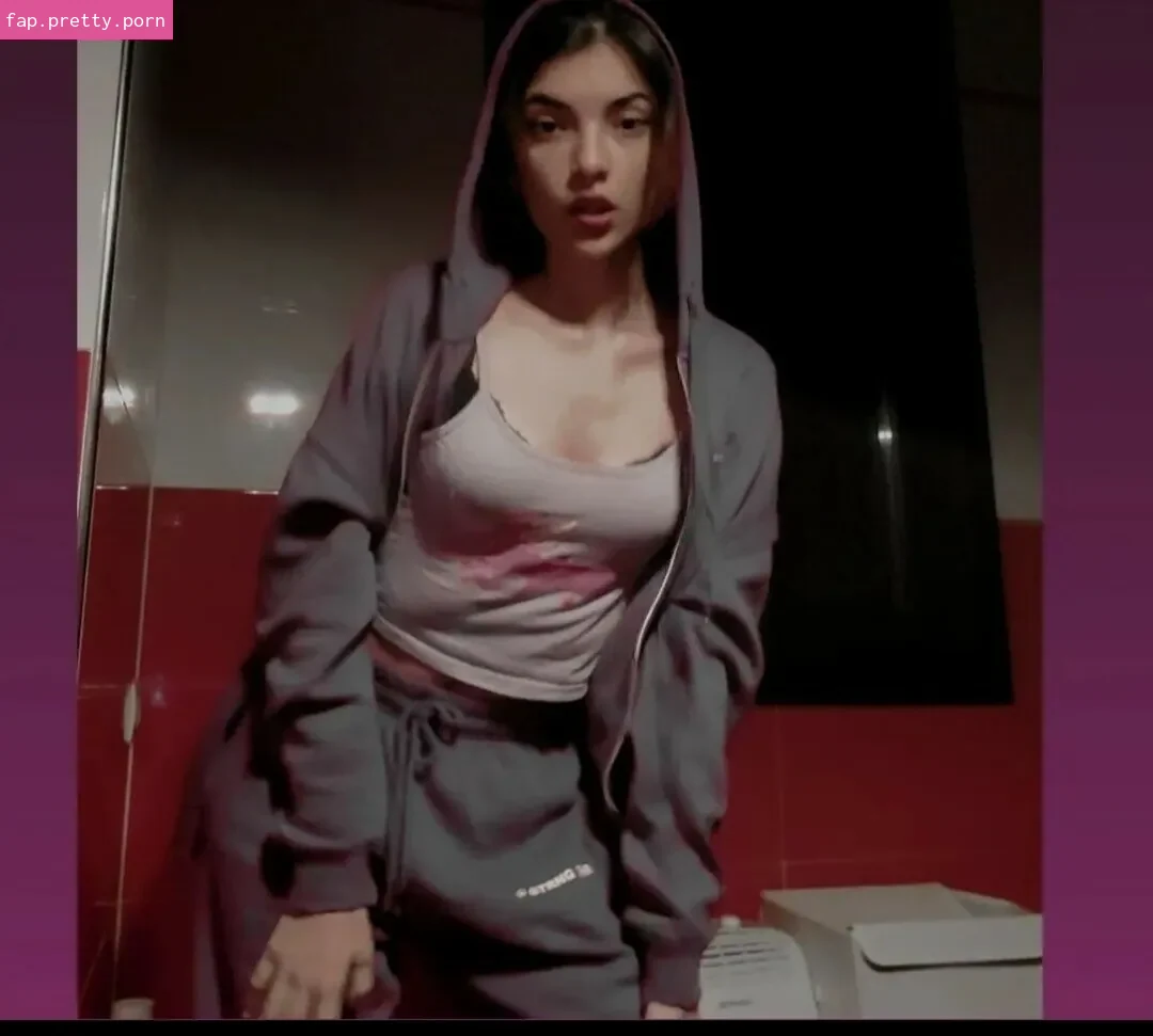 Blackamber51 - Photo #06