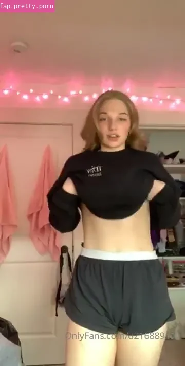 BrittSmith - Photo #42