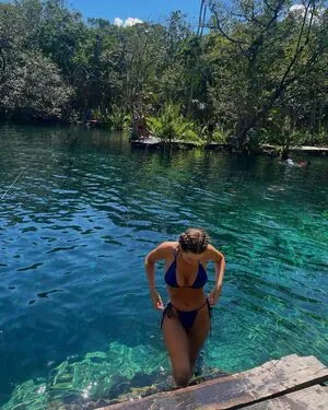 Brooke Schofield content