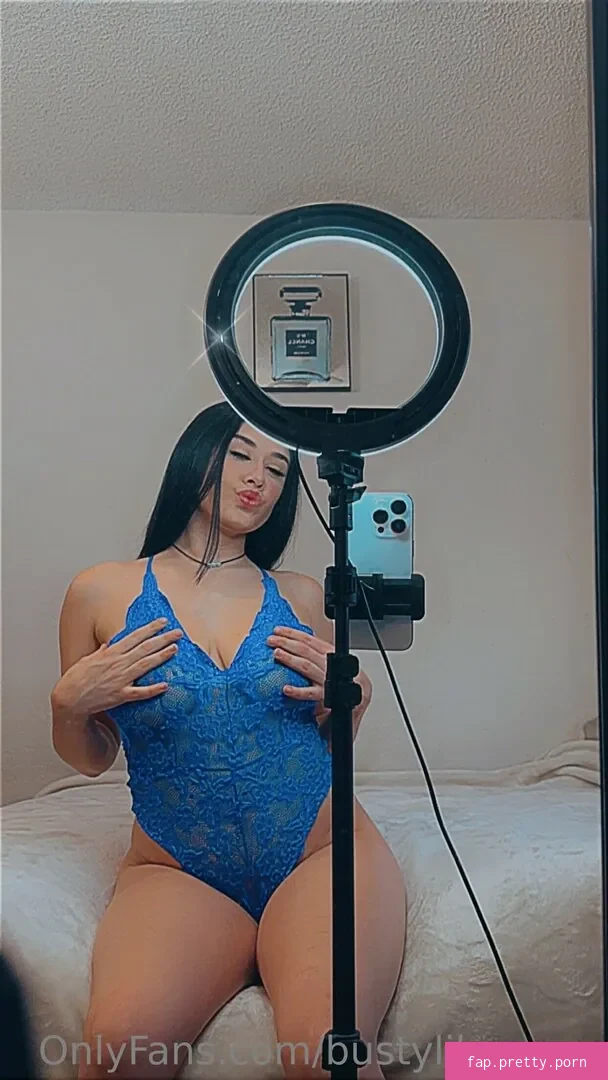 bustylilmegan - Photo #88