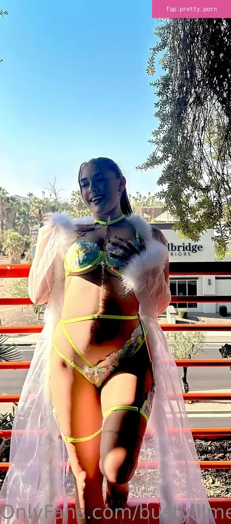 bustylilmegan - Photo #19