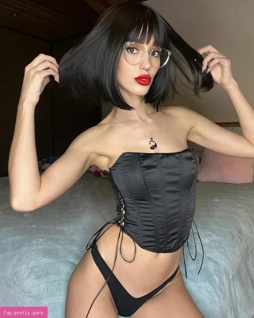 Christinasage1996 - Photo #27