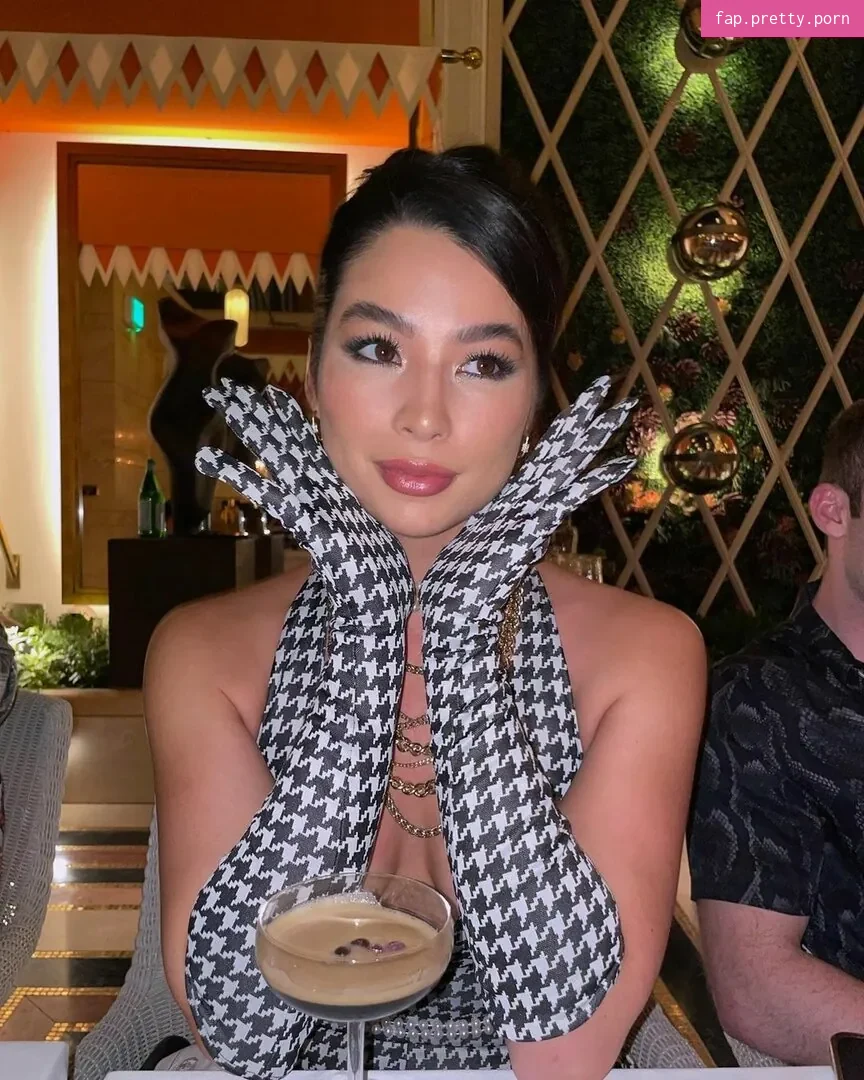 CarolineKwan - Photo #31