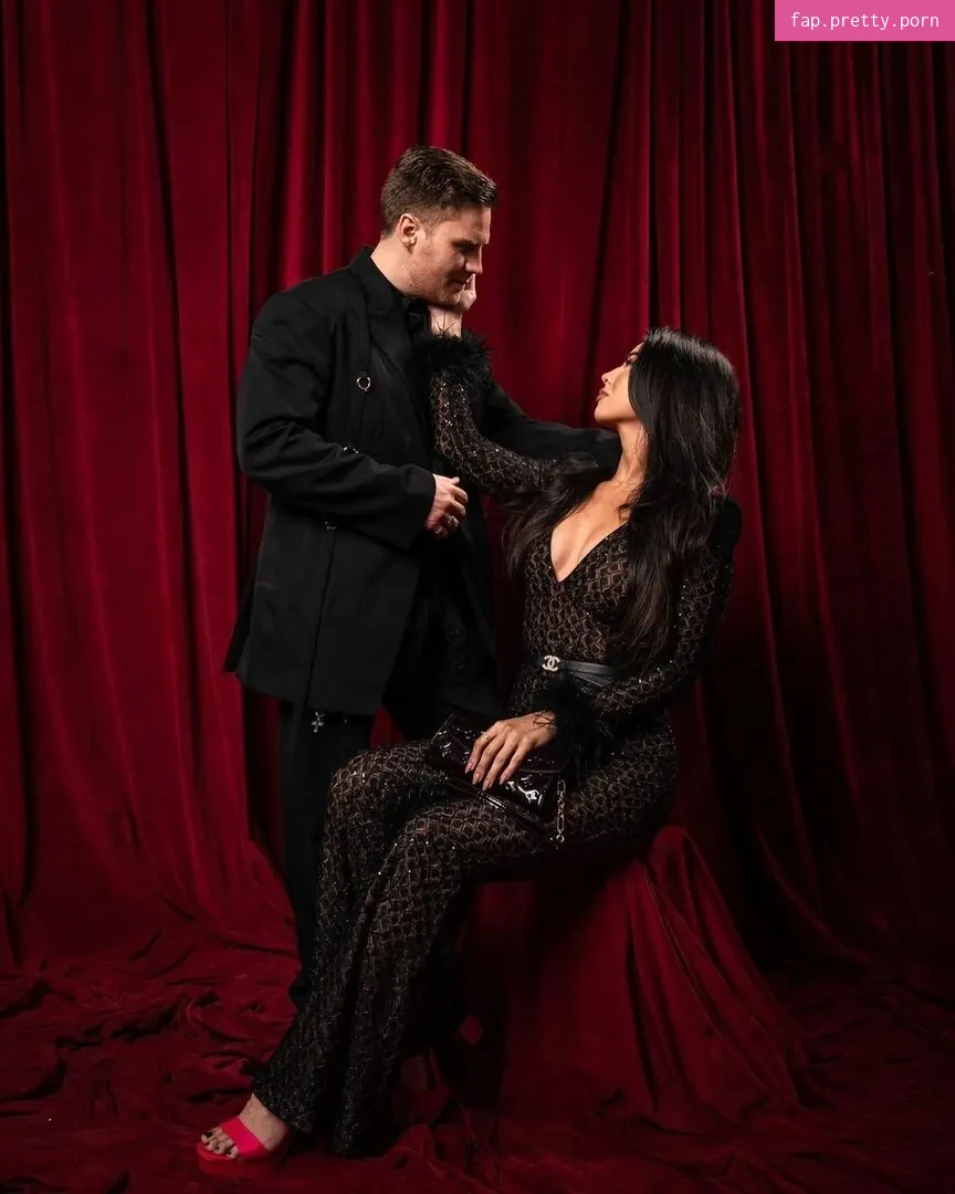 CarolineKwan - Photo #36