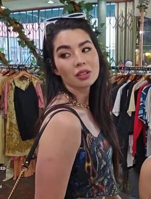 CarolineKwan content