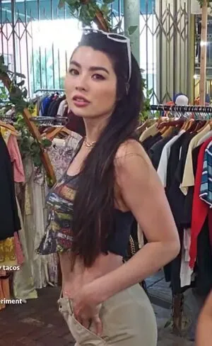 CarolineKwan content