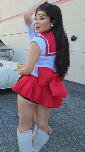 CarolineKwan content