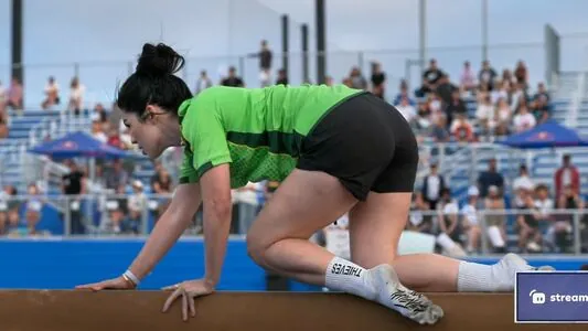 CarolineKwan content