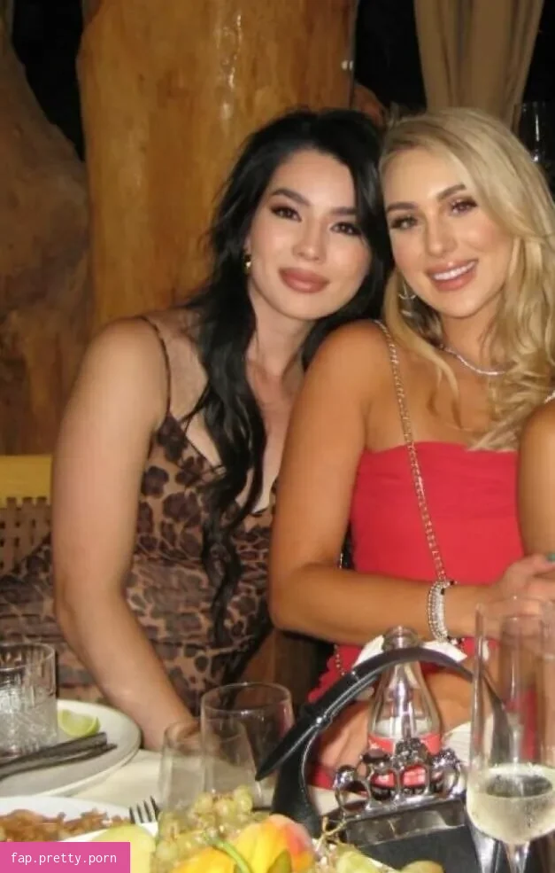 CarolineKwan - Photo #06