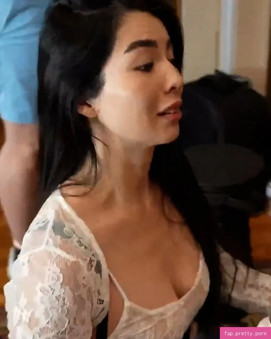 CarolineKwan - Photo #24