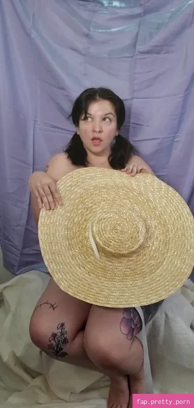 Caterpillarschalice - Photo #17