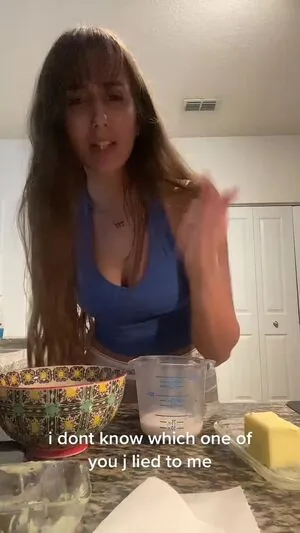 Charly Ashlynn content