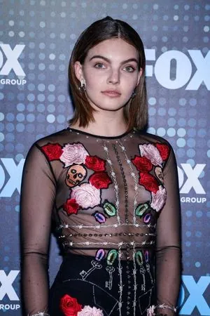 Camren Bicondova content