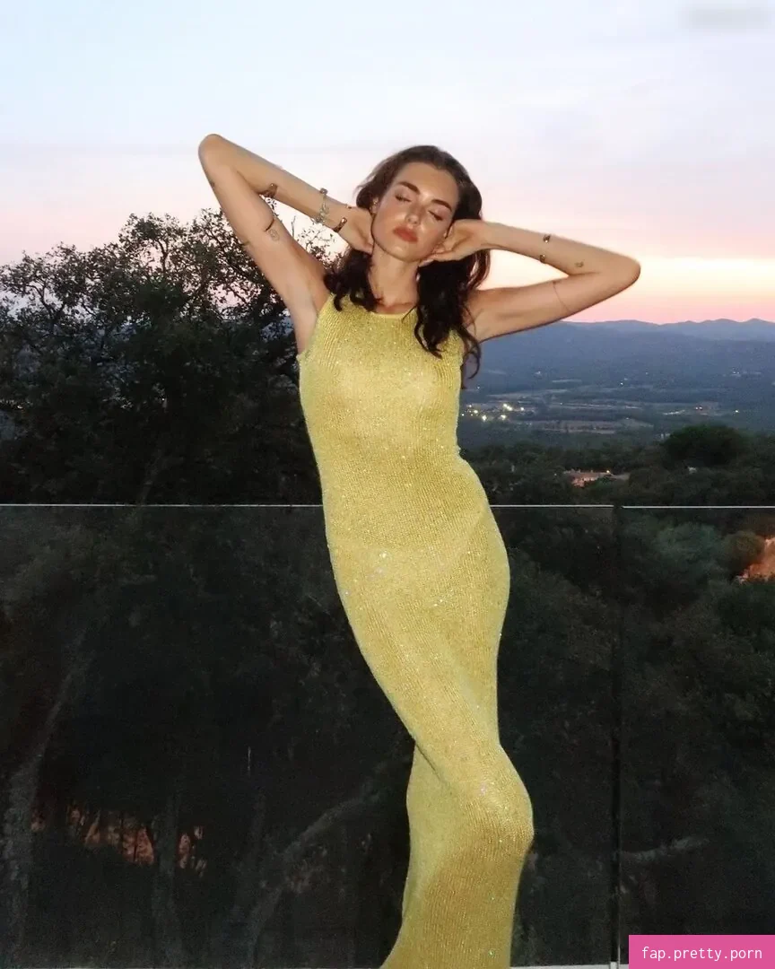 Celine Bethmann - Photo #06