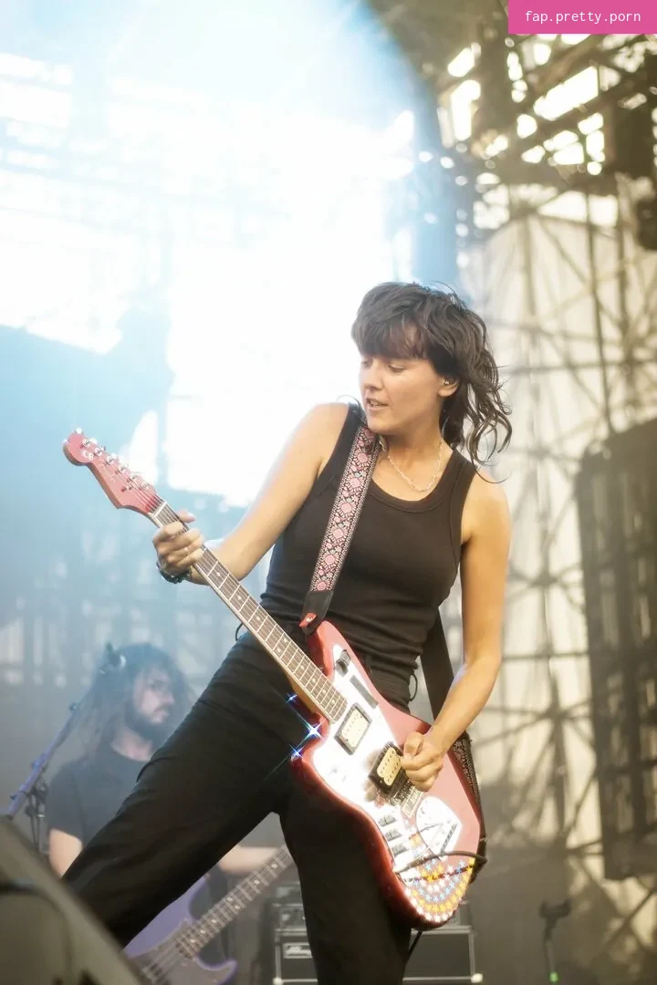 Courtney Barnett - Photo #05